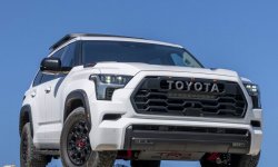 Новый Toyota Sequoia 2024: цена, фото, обзор, характеристики внедорожника