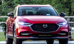 Новая Mazda CX-4 2024: цена, фото, обзор, характеристики кроссовера