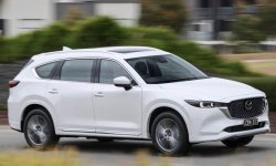 Новый Mazda CX-8 2024: цена, фото, обзор, характеристики кроссовера