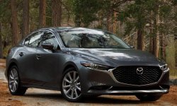 Новая Mazda 3 2020: цена, фото, обзор, характеристики хэтчбека и седана